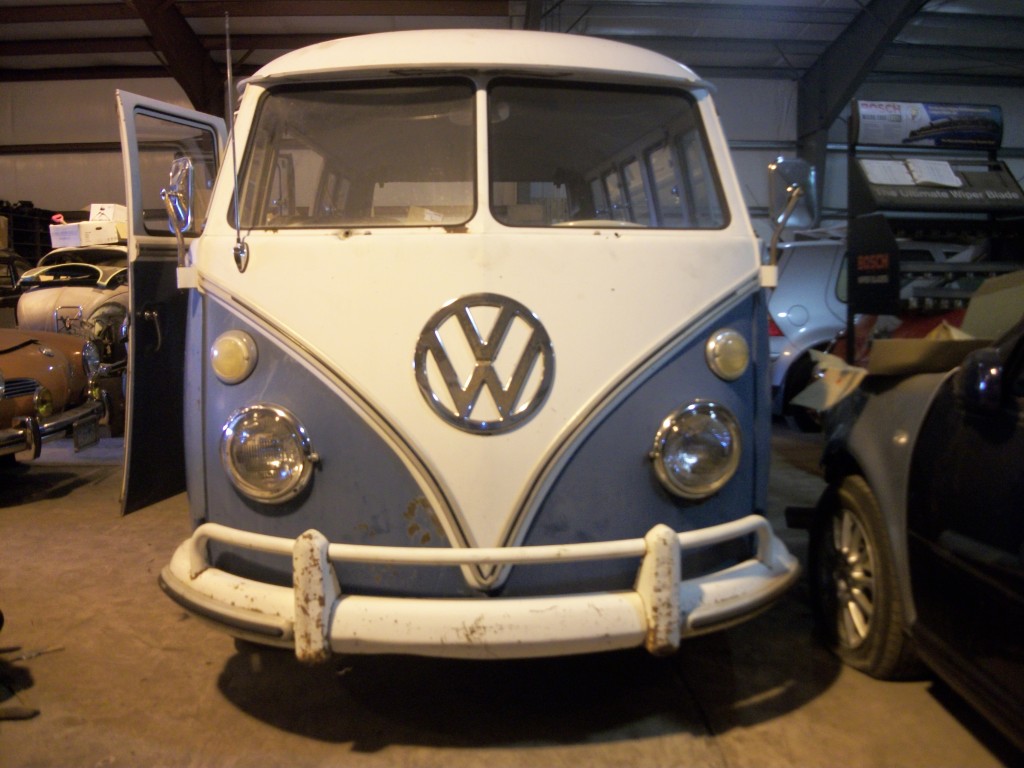 1967 VW van Deluxe EUROPEAN CAR SALES & SERVICE inc. (906) 9325720