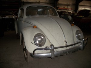 1964 VW Beetle (cream)